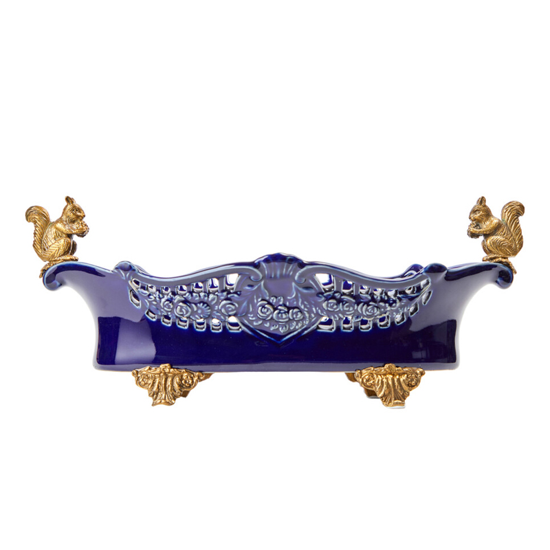 Чаша темно-синего цвета из фарфора с бронзовыми фигурками белок Eden Garden porcelain and bronze Темно-синий Бронза Чаша темно-синего цвета из фарфора с бронзовыми фигурками белок Eden Garden porcelain and bronze Темно-синий Бронза в Костроме | Loft Concept