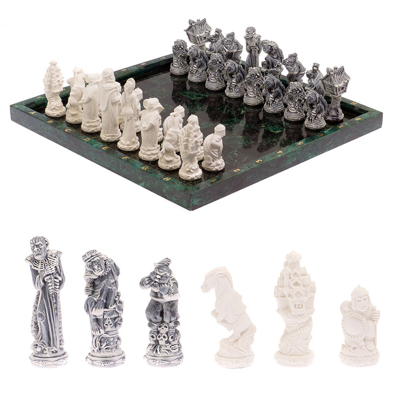 Шахматы Русские сказки с доской из натурального камня Змеевик Decorative Thematic Chess  Зеленый Черный Серый Белый в Костроме | Loft Concept 