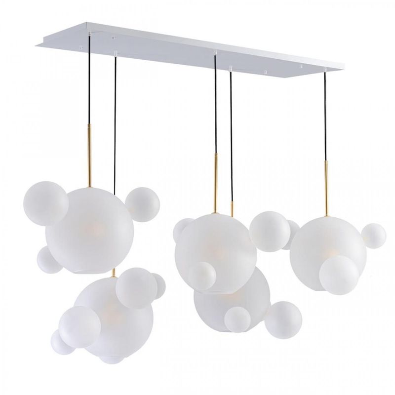 Линейный Светодиодный Светильник Giopato & Coombes Bubble Chandelier Linear Circle матовое белое стекло 5 плафонов Белый Золотой Линейный Светодиодный Светильник Giopato & Coombes Bubble Chandelier Linear Circle матовое белое стекло 5 плафонов Белый Золотой в Костроме | Loft Concept