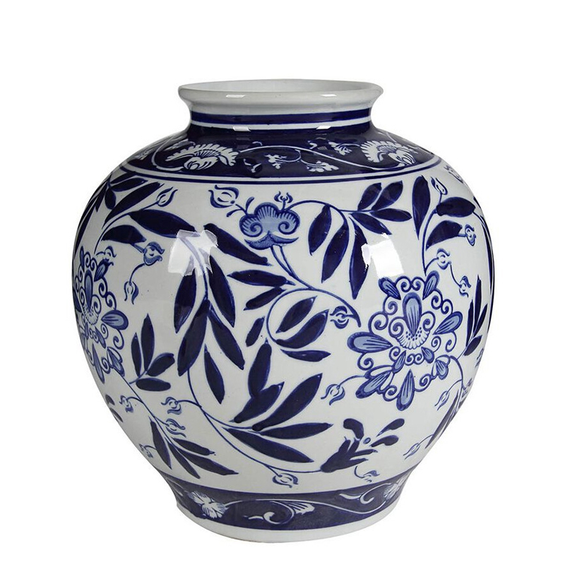 Ваза округлой формы с бело-синим цветочным орнаментом Blue & White Ornament Белый Синий Ваза округлой формы с бело-синим цветочным орнаментом Blue & White Ornament Белый Синий в Костроме | Loft Concept
