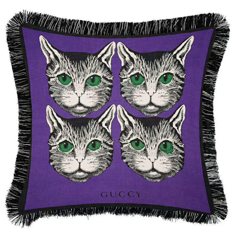 Декоративная подушка с вышивкой Cтиль Gucci Four Cats Violet Фиолетовый Зеленый Черно-белый Декоративная подушка с вышивкой Cтиль Gucci Four Cats Violet Фиолетовый Зеленый Черно-белый в Костроме | Loft Concept