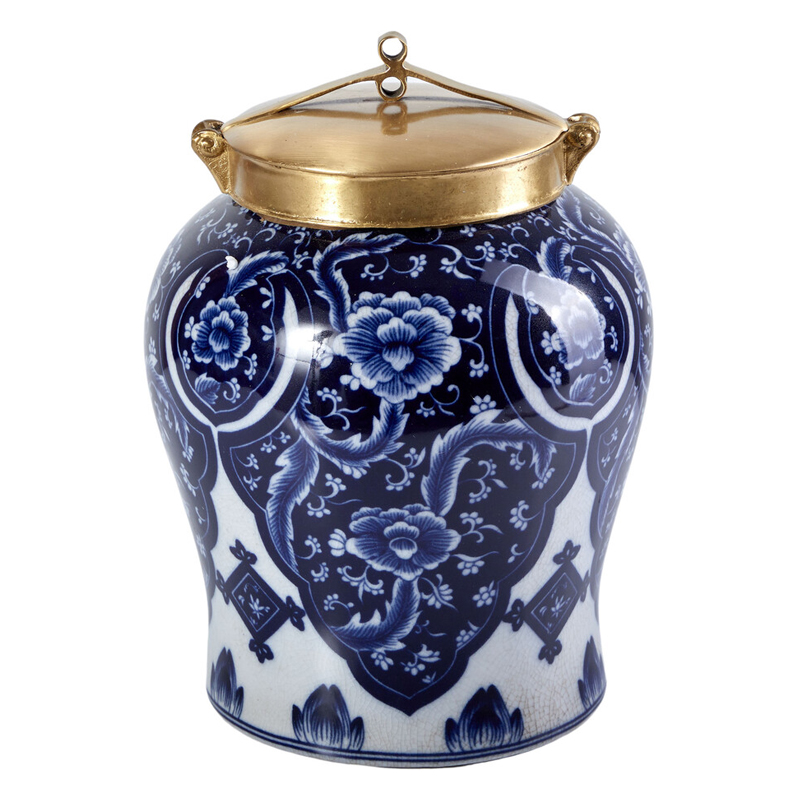 Ваза с насыщенным синим орнаментом и золотой крышкой Blue & White Ornament Белый Синий Золотой Ваза с насыщенным синим орнаментом и золотой крышкой Blue & White Ornament Белый Синий Золотой в Костроме | Loft Concept