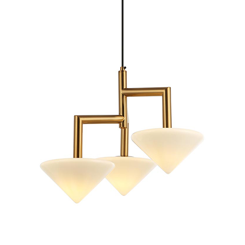 Люстра Acantha Gold Lamp Золотой Белый Люстра Acantha Gold Lamp Золотой Белый в Костроме | Loft Concept