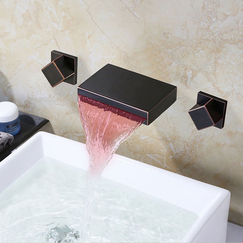 Смеситель с подсветкой для воды Led black cubes Черный Смеситель с подсветкой для воды Led black cubes Черный в Костроме | Loft Concept