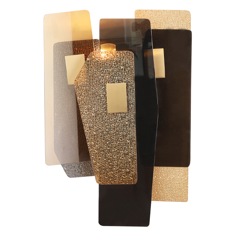 Бра с многослойными стеклянными панелями янтарного и дымчатого цвета Textured Glass Латунь Дымчатый (Smoke) Янтарный Бра с многослойными стеклянными панелями янтарного и дымчатого цвета Textured Glass Латунь Дымчатый (Smoke) Янтарный в Костроме | Loft Concept