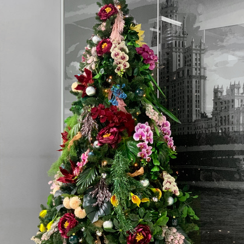 Ель Дизайнерская украшенная тропическими Цветами Christmas tree Tropical Flowers Красный Розовый Зеленый Желтый Ель Дизайнерская украшенная тропическими Цветами Christmas tree Tropical Flowers Красный Розовый Зеленый Желтый в Костроме | Loft Concept