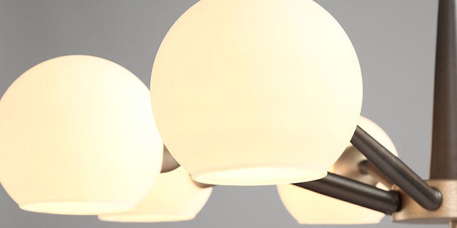 Люстра Thalia chandelier White glass Люстра Thalia chandelier White glass - Loft-Concept в Костроме