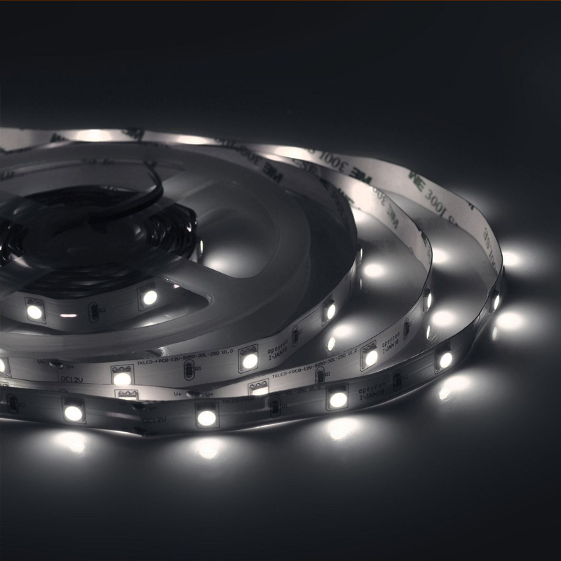Светодиодная лента 7,2W/m 30LED/m 5050SMD холодный белый 5M Белый в Костроме | Loft Concept 