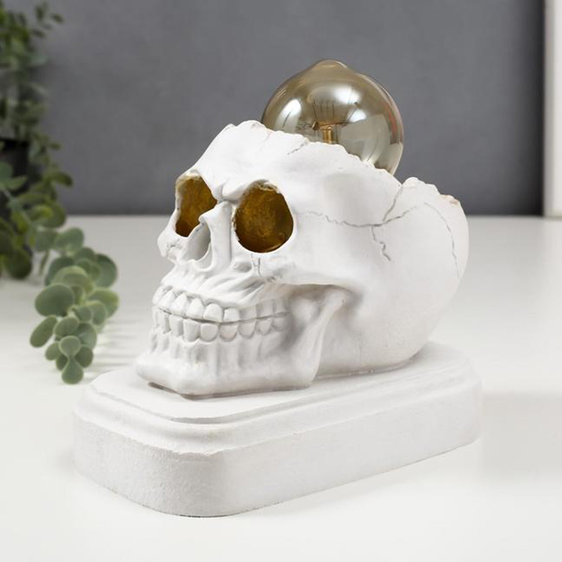 Настольная лампа White Skull Table Lamp Белый Настольная лампа White Skull Table Lamp Белый в Костроме | Loft Concept