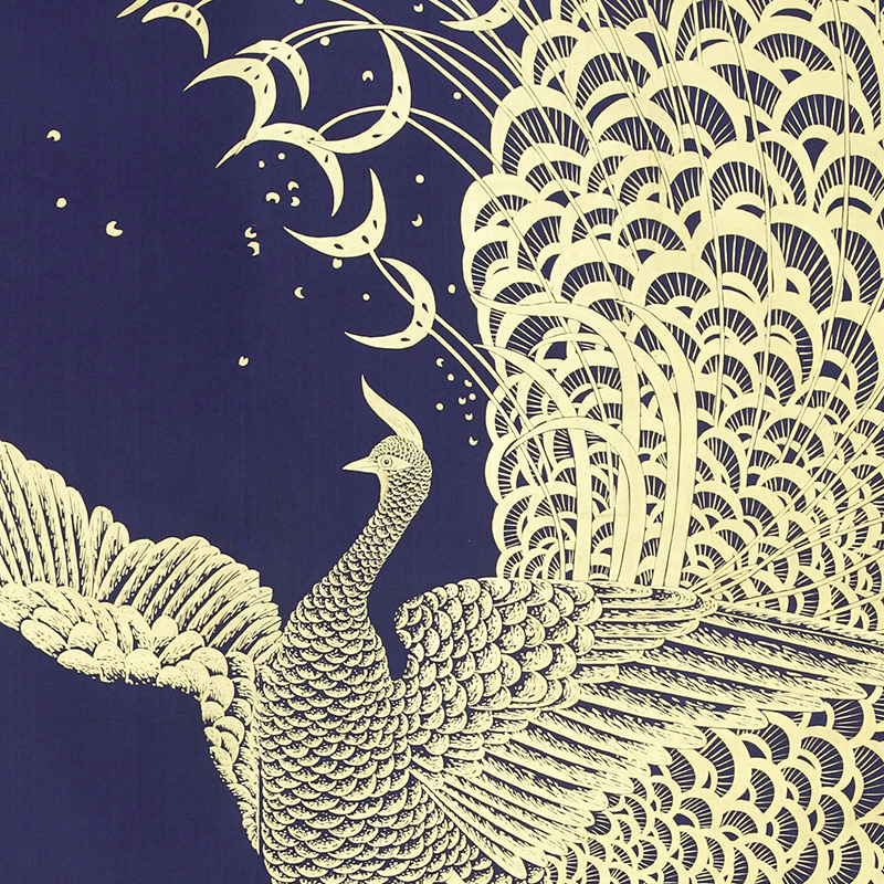 Обои ручная роспись в стиле Арт-деко Whistler Peacocks Colourway SC-100 on Empire Blue dyed silk Обои ручная роспись в стиле Арт-деко Whistler Peacocks Colourway SC-100 on Empire Blue dyed silk в Костроме | Loft Concept