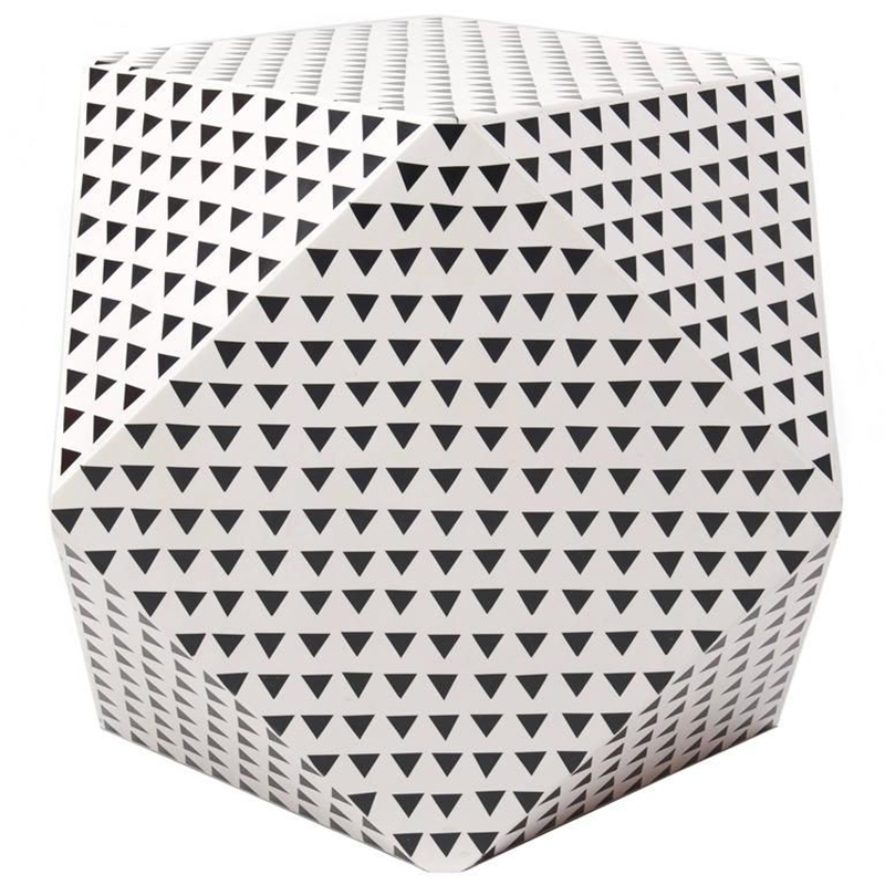 Triangular Black and White Geometric side table Черно-белый Triangular Black and White Geometric side table Черно-белый в Костроме | Loft Concept