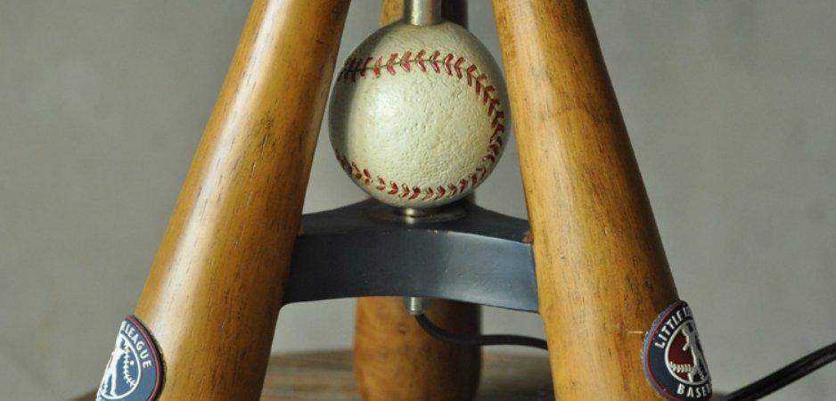 Настольная лампа Baseball vintage Настольная лампа Baseball vintage - Loft-Concept в Костроме