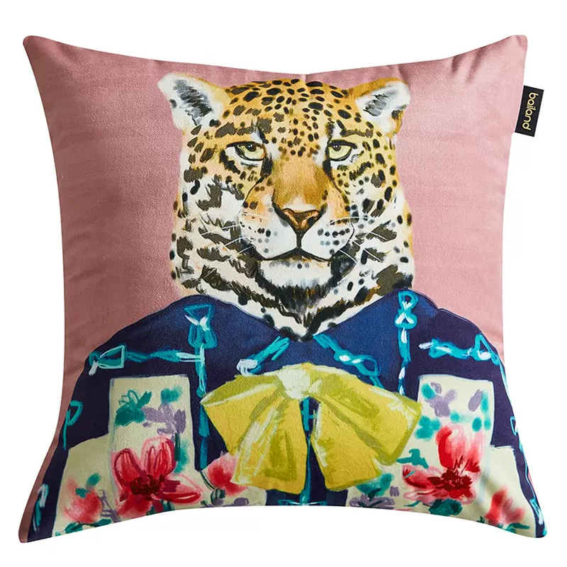 Декоративная подушка Стиль Gucci Leopard Fashion Animals Cushion Pink Розовый Мульти Декоративная подушка Стиль Gucci Leopard Fashion Animals Cushion Pink Розовый Мульти в Костроме | Loft Concept