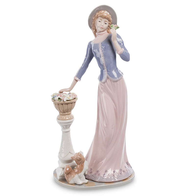 Статуэтка фарфоровая Леди Charming Statuette Белый Розовый Серо-голубой Бежевый Статуэтка фарфоровая Леди Charming Statuette Белый Розовый Серо-голубой Бежевый в Костроме | Loft Concept