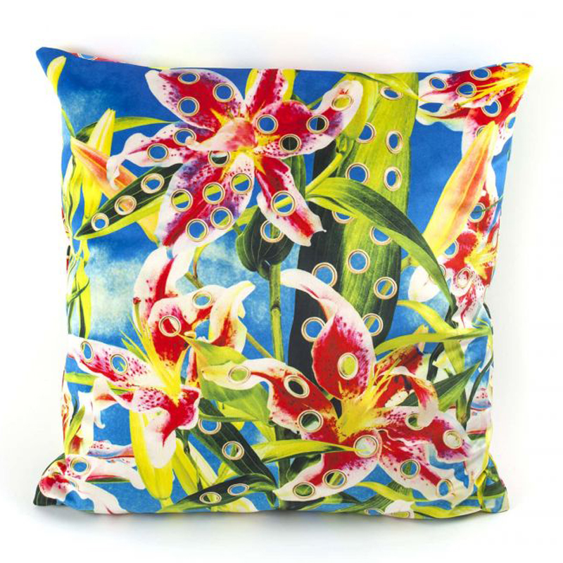 Подушка Seletti Cushion Flower with holes Мульти Подушка Seletti Cushion Flower with holes Мульти в Костроме | Loft Concept