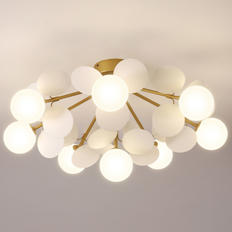 Люстра MATISSE Chandelier Aster Золотой Белый Светло-серый Люстра MATISSE Chandelier Aster Золотой Белый Светло-серый в Костроме | Loft Concept