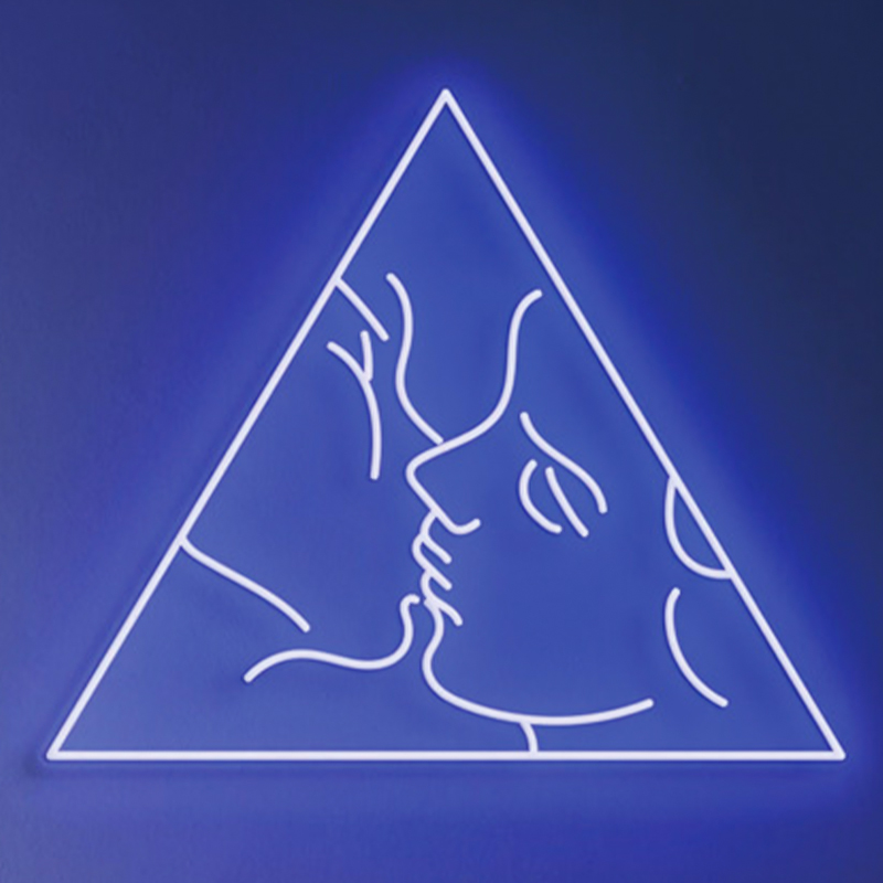 Неоновая настенная лампа Kiss Neon Wall Lamp Синий Синий Неоновая настенная лампа Kiss Neon Wall Lamp Синий Синий в Костроме | Loft Concept
