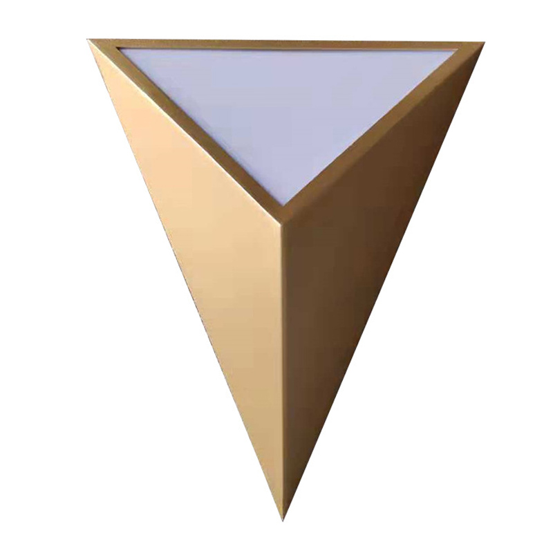 Настенный светильник в форме треугольника Convex Triangle Wall Lamp матовое золото Настенный светильник в форме треугольника Convex Triangle Wall Lamp матовое золото в Костроме | Loft Concept