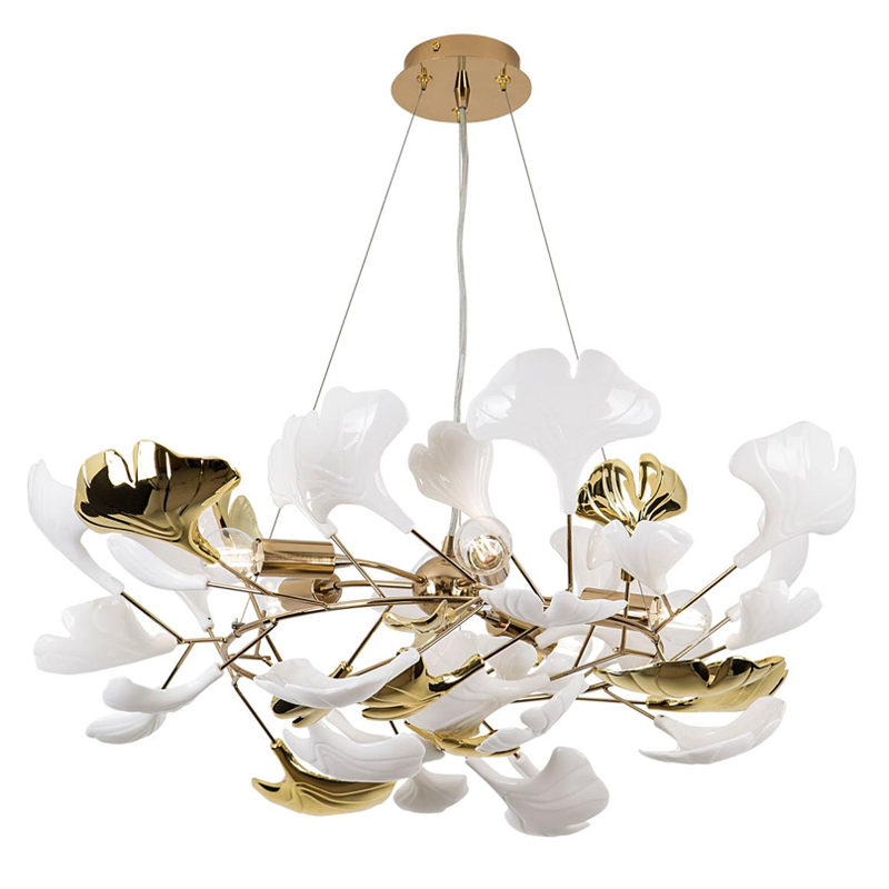 Люстра Wintery flover Gold с Белыми декоративными плафонами Золотой Белый Люстра Wintery flover Gold с Белыми декоративными плафонами Золотой Белый в Костроме | Loft Concept