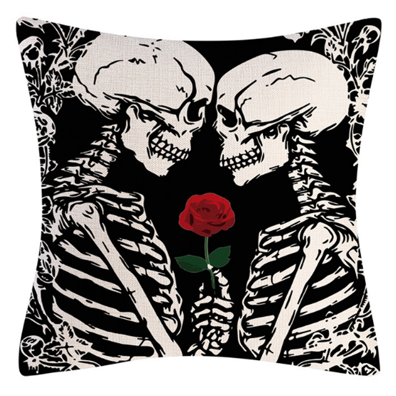 Подушка на Хэллоуин Lovers and Rose Черно-белый Подушка на Хэллоуин Lovers and Rose Черно-белый в Костроме | Loft Concept