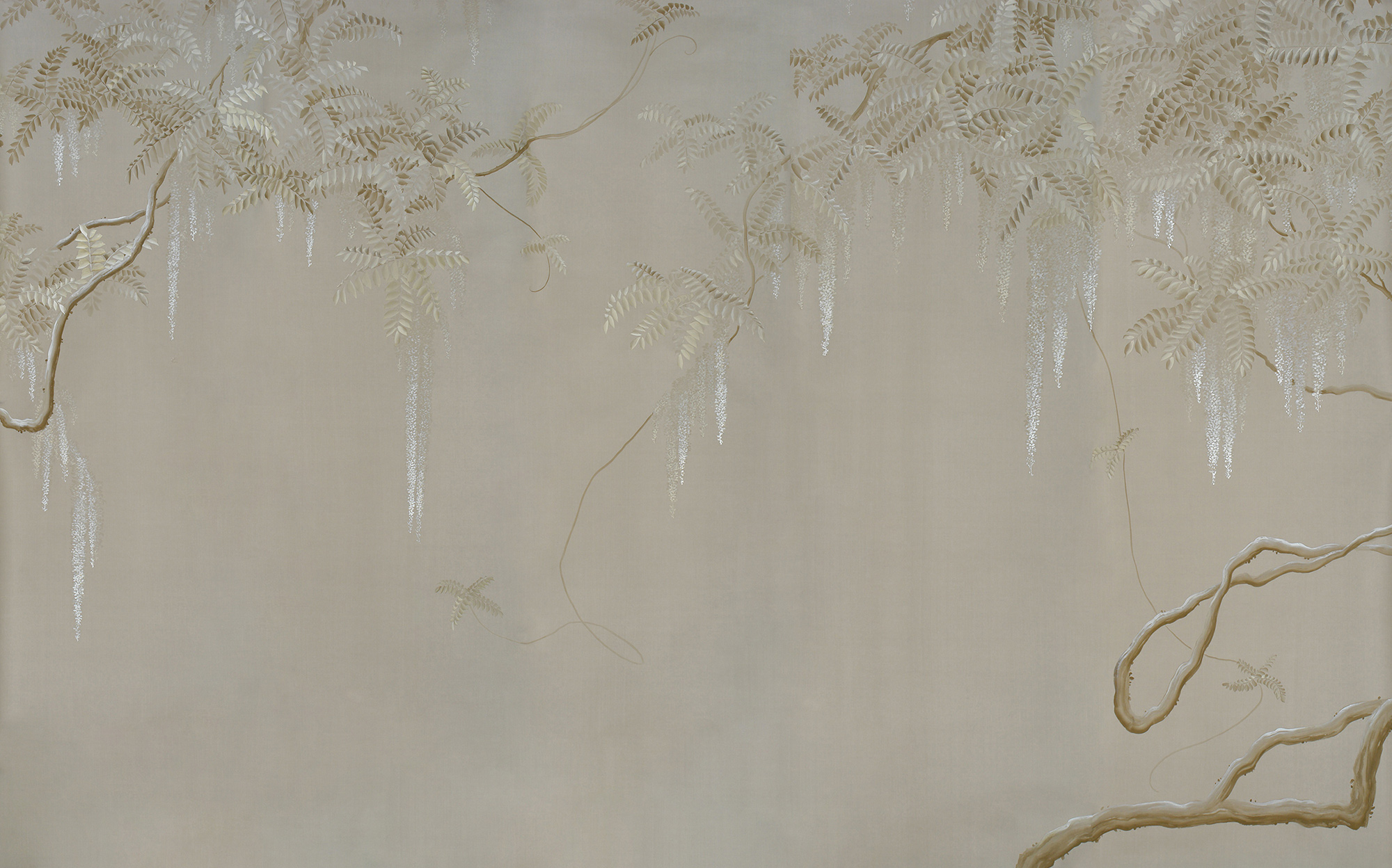 Обои ручная роспись Wisteria Limewash on Lead Grey dyed silk Обои ручная роспись Wisteria Limewash on Lead Grey dyed silk - постер Loft-Concept в Костроме