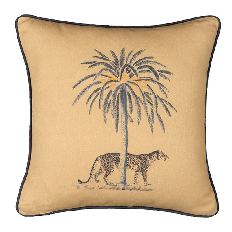 Подушка Leopard and palm Бежевый Подушка Leopard and palm Бежевый в Костроме | Loft Concept