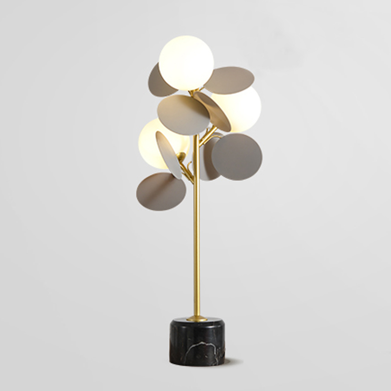 Настольная лампа MATISSE Table Lamp Белое матовое стекло Белый Золотой Черный Мокко Настольная лампа MATISSE Table Lamp Белое матовое стекло Белый Золотой Черный Мокко в Костроме | Loft Concept