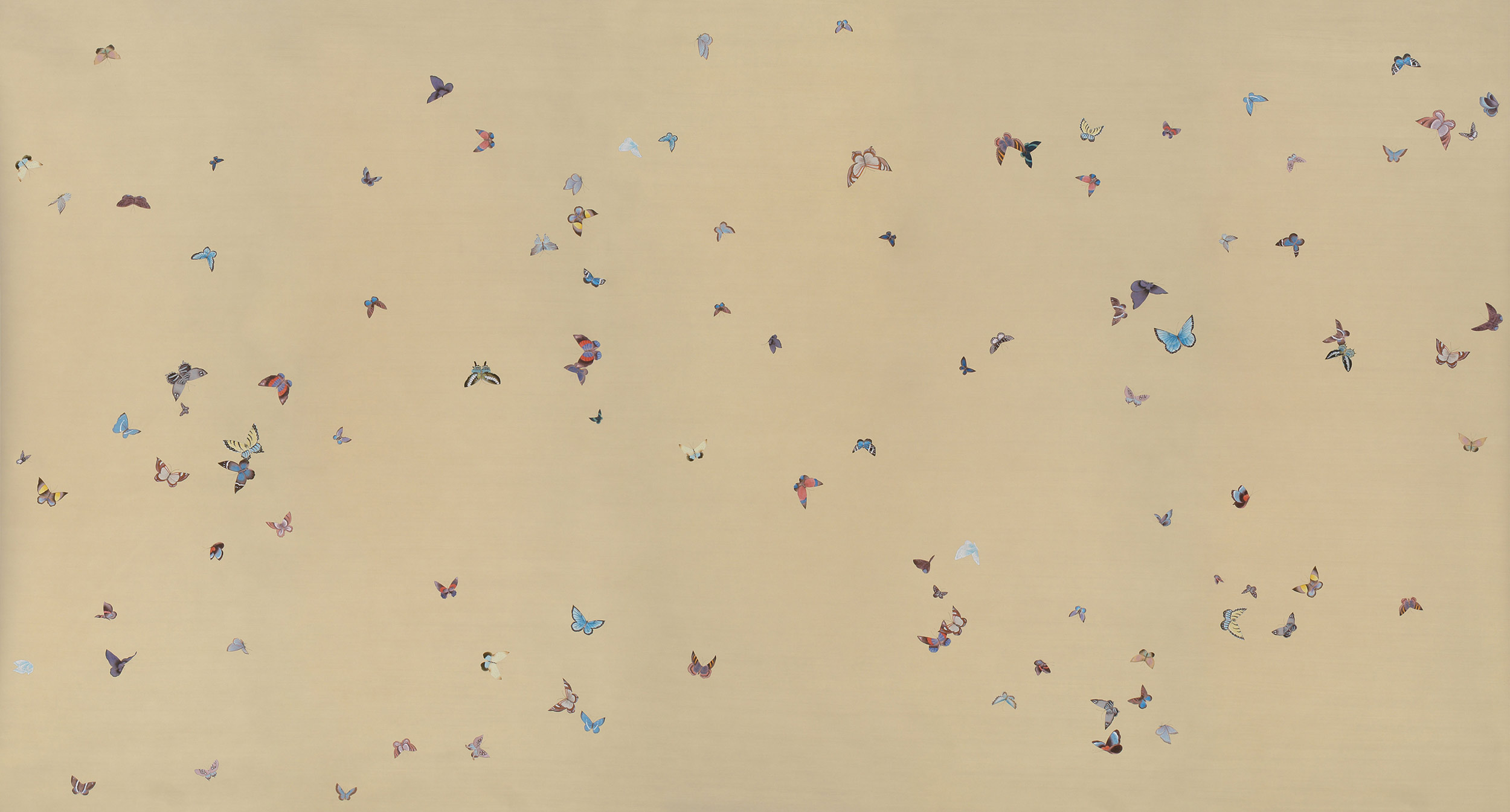 Обои ручная роспись Butterflies Icarus on New Faint Gold metallic silk Обои ручная роспись Butterflies Icarus on New Faint Gold metallic silk - постер Loft-Concept в Костроме