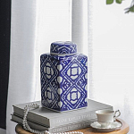 Ваза прямоугольной формы с крышкой и геометрическим узором в сине-белых цветах Blue & White Ornament  варинант исполнения - 6 | Loft Concept в Костроме