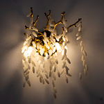 Бра золотого цвета с ветвями и белыми овальными стеклянными подвесками Droplet Chandelier варинант исполнения - 2 | Loft Concept в Костроме