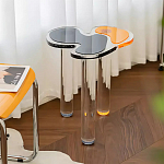 Дизайнерский журнальный стол с фигурной столешницей на 3-х прозрачных ножках Rahakif варинант исполнения - 1 | Loft Concept в Костроме