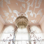 Обои ручная роспись в стиле Арт-деко Symphony Colourway SC-105 on Himalayan Rose silk dupion варинант исполнения - 1 | Loft Concept в Костроме