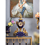 Часы настольные из темно-синего фарфора с бронзовыми фигурками и декоративными элементами Eden Garden варинант исполнения - 2 | Loft Concept в Костроме