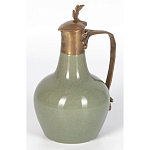 Кувшин зеленого цвета из фарфора с бронзовой крышкой и изогнутой ручкой Eden Garden porcelain and bronze варинант исполнения - 2 | Loft Concept в Костроме