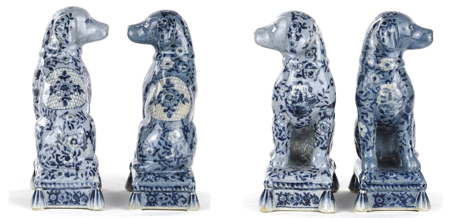 Статуэтки Oriental Blue & White Ornament Dogs набор из 2-х штук Статуэтки Oriental Blue & White Ornament Dogs набор из 2-х штук - Loft-Concept в Костроме