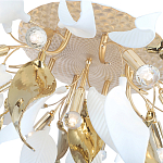 Люстра потолочная с декоративными белыми и золотистыми листьями Wintery flovers варинант исполнения - 4 | Loft Concept в Костроме