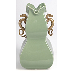 Ваза зеленого цвета из фарфора с бронзовыми ручками в виде драконов и рельефным цветочным декором Eden Garden porcelain and bronze варинант исполнения - 5 | Loft Concept в Костроме