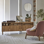 Кресло на деревянных ножках Olguin Pink Chair варинант исполнения - 5 | Loft Concept в Костроме