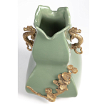 Ваза зеленого цвета из фарфора с бронзовыми ручками в виде драконов и рельефным цветочным декором Eden Garden porcelain and bronze варинант исполнения - 6 | Loft Concept в Костроме