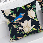 Декоративная подушка чёрная с изображением птицы в саду Blooming Blue Birds варинант исполнения - 2 | Loft Concept в Костроме