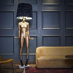 Лампа MANNEQUIN LAMP с абажуром модельный позинг варинант исполнения - 2 | Loft Concept в Костроме