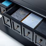 Черная консоль с выдвижными ящиками Monica варинант исполнения - 2 | Loft Concept в Костроме