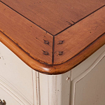 ТВ-тумба из массива дерева в стиле прованс Montmartre Provence TV Stand варинант исполнения - 5 | Loft Concept в Костроме