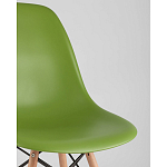 Пластиковый стул на ножках из массива бука Eames Green варинант исполнения - 2 | Loft Concept в Костроме