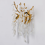 Бра золотого цвета с ветвями и белыми овальными стеклянными подвесками Droplet Chandelier варинант исполнения - 3 | Loft Concept в Костроме