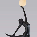 Торшер черная статуэтка Девушка Girl Carries Light Balls варинант исполнения - 2 | Loft Concept в Костроме