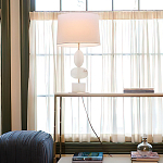 Настольная лампа на фигурном мраморном основании Conundrum варинант исполнения - 5 | Loft Concept в Костроме