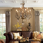 Люстра с подвесками из прозрачного стекла на кованом каркасе бронзового цвета в классическом стиле Quoizel варинант исполнения - 2 | Loft Concept в Костроме