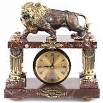 Часы настольные из креноида и бронзы с декором в виде льва Lion Stone Clock варинант исполнения - 1 | Loft Concept в Костроме