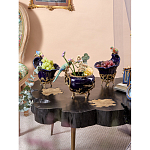 Чаша темно-синего цвета из фарфора с разноцветной птичкой Eden Garden porcelain and bronze варинант исполнения - 7 | Loft Concept в Костроме